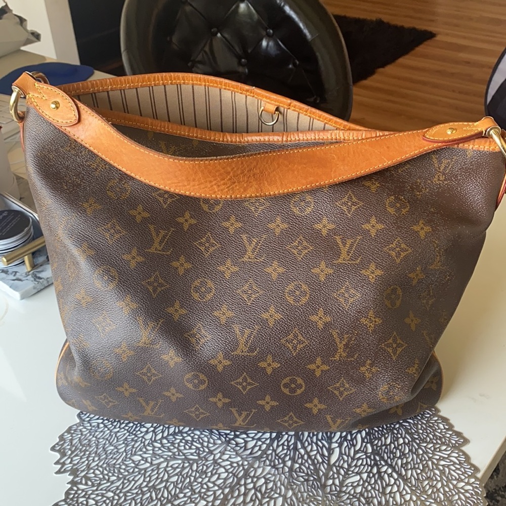 SOLD!! Authentic Louis Vuitton Delightful